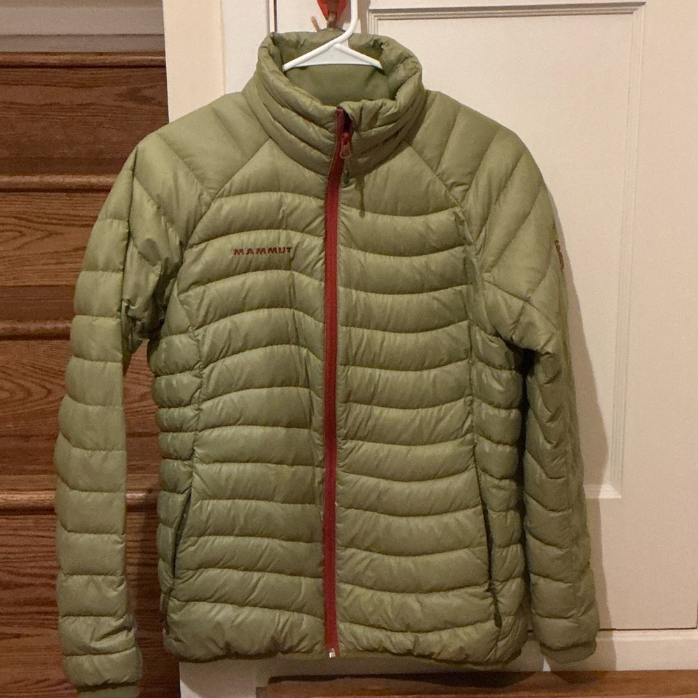 Mammut Women's Green Puffer Jacket with Red Accents